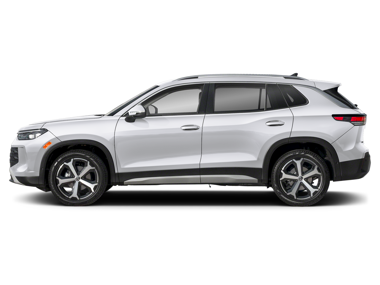 2026 Volkswagen Tiguan SE - Photo 8