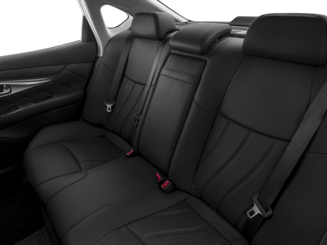 2016 INFINITI Q70 3.7X