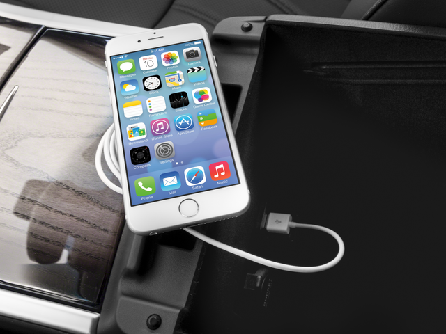 2016 INFINITI Q70 3.7X