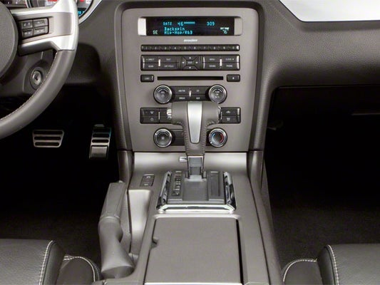 2010 Ford Mustang V6 Premium