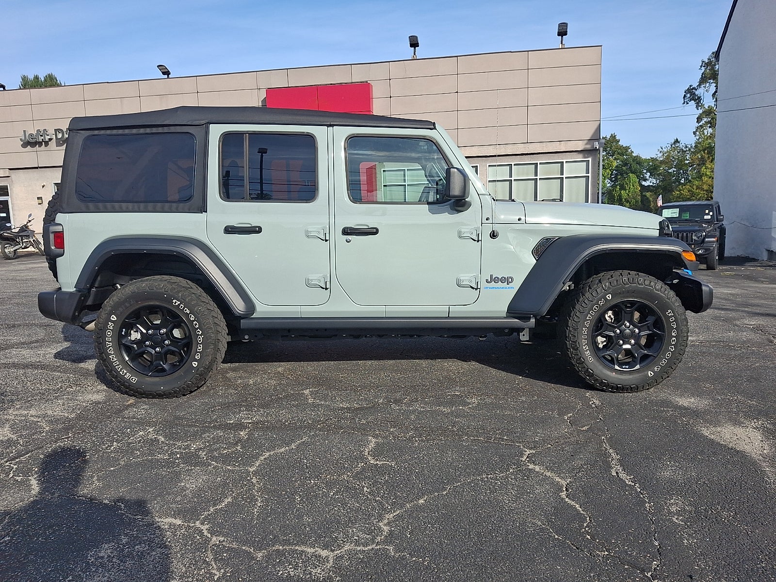 2023 Jeep Wrangler 4xe 4x4