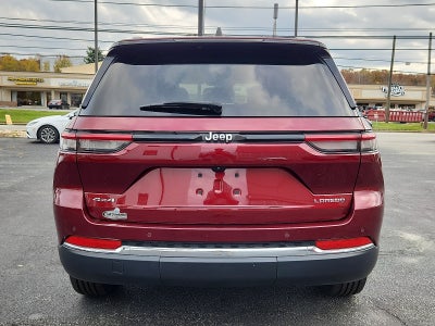 2023 Jeep Grand Cherokee Laredo 4x4