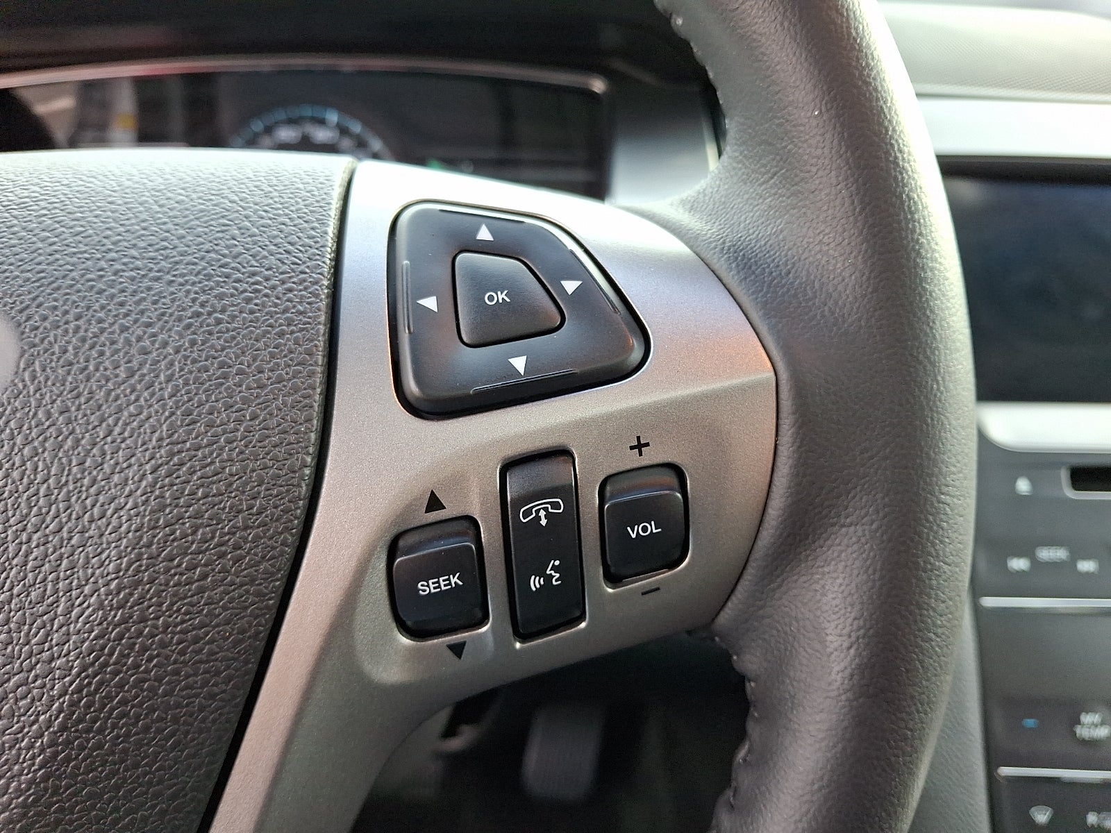 2015 Ford Taurus SEL