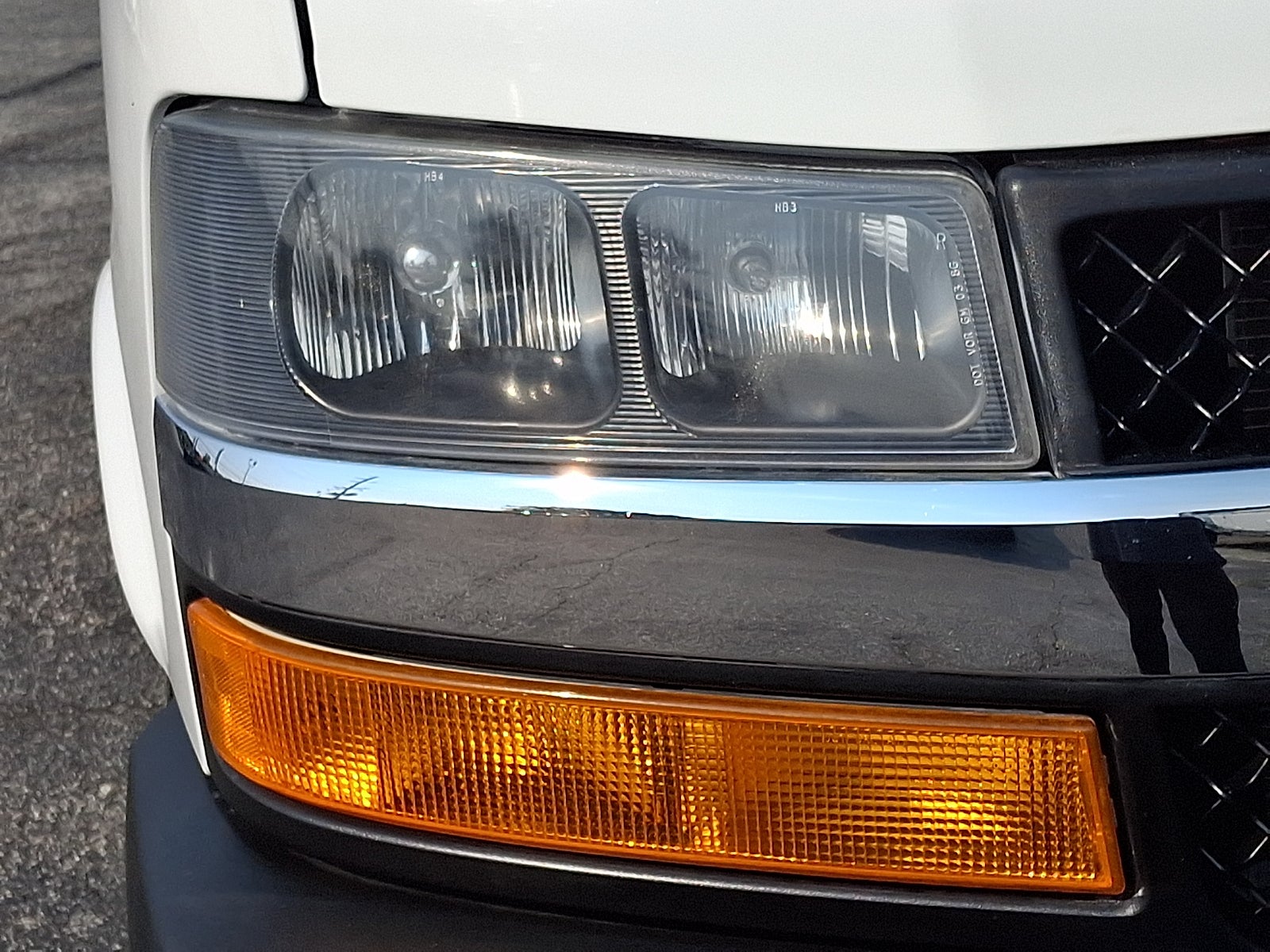 2014 Chevrolet Express Passenger LT
