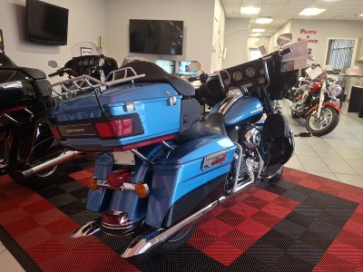 2011 Harley-Davidson Ultra Base