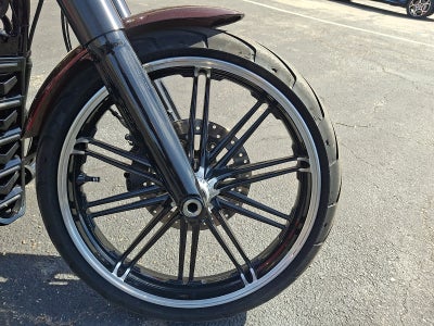 2018 Harley-Davidson FXBR Breakout Base