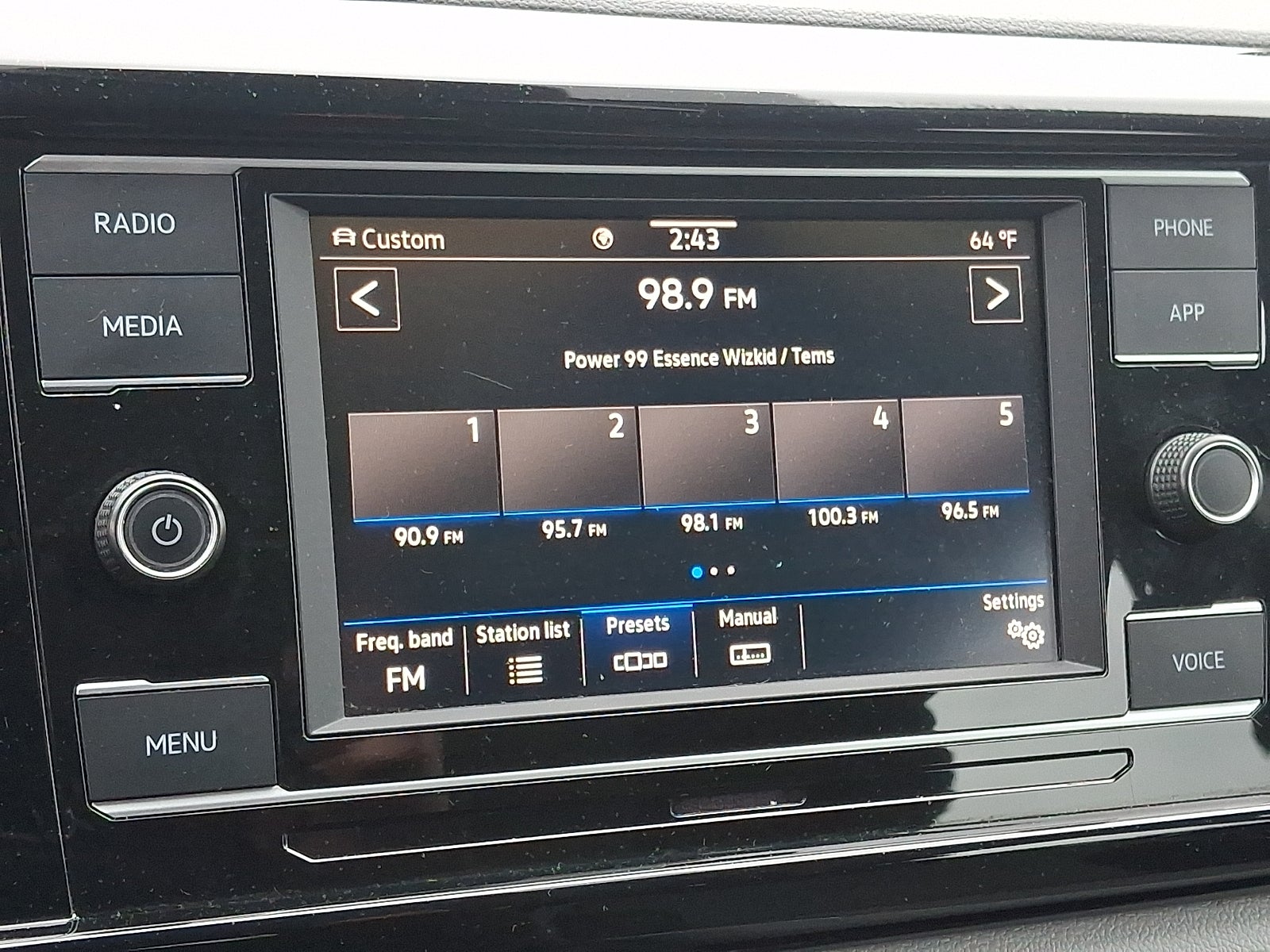 2022 Volkswagen Taos 1.5T S