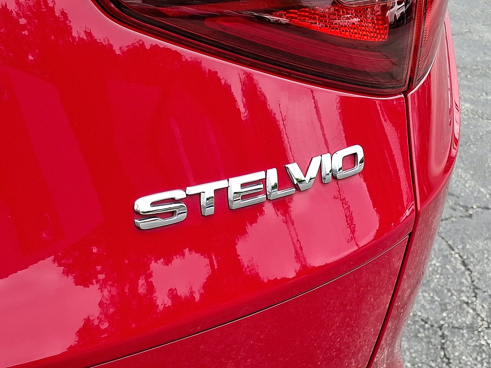 2021 Alfa Romeo Stelvio Ti AWD