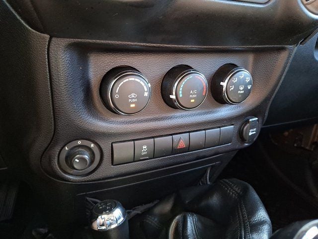 2015 Jeep Wrangler Sport