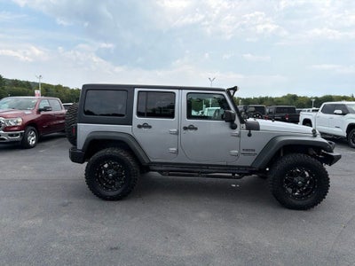 2017 Jeep Wrangler Unlimited Sport