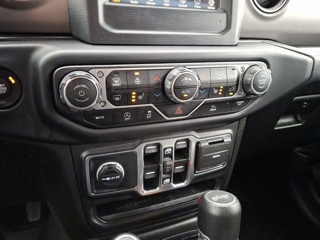 2022 Jeep Wrangler Unlimited Willys