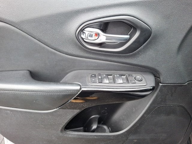 2021 Jeep Cherokee Altitude