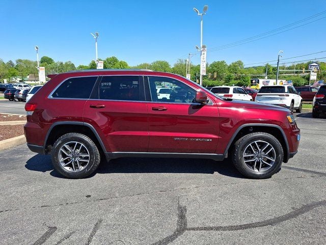 2020 Jeep Grand Cherokee Laredo E