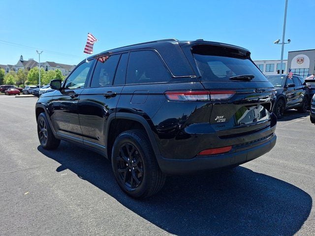2024 Jeep Grand Cherokee Altitude