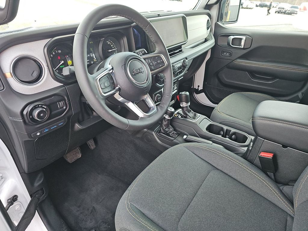 2025 Jeep Wrangler Sahara 4xe