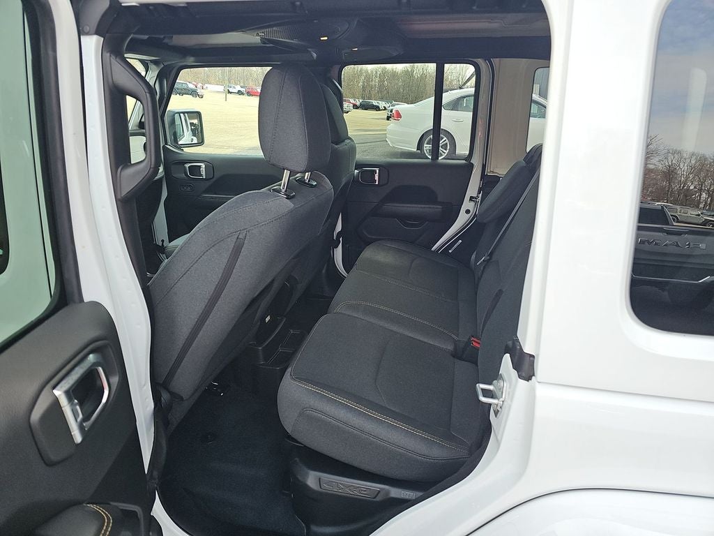 2025 Jeep Wrangler Sahara 4xe