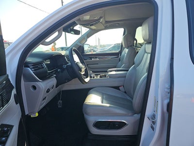 2024 Jeep Wagoneer Base