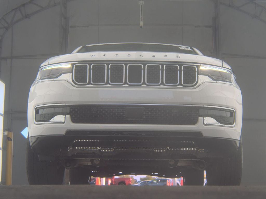 2024 Jeep Wagoneer Base