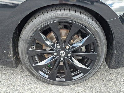 2019 Nissan Maxima SR