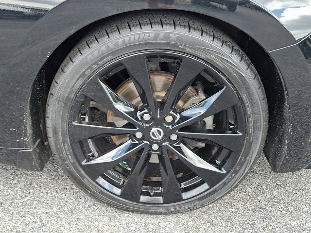 2019 Nissan Maxima SR