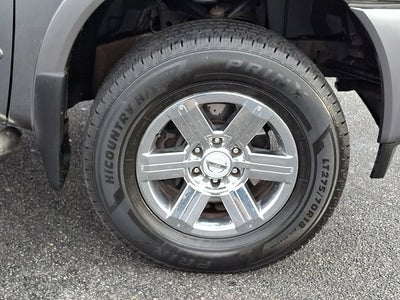 2015 Nissan Titan SV