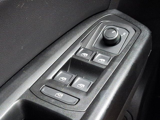 2020 Volkswagen Atlas Cross Sport 3.6L V6 SE w/Technology R-Line 4Motion