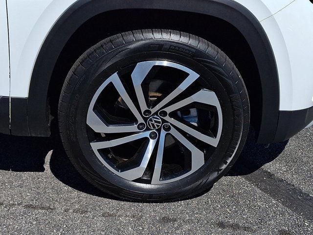 2022 Volkswagen Atlas Cross Sport 2.0T SEL
