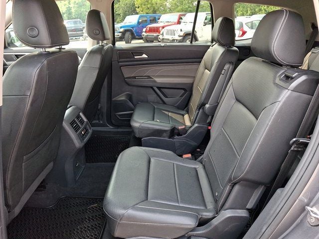 2022 Volkswagen Atlas 3.6L V6 SE w/Technology