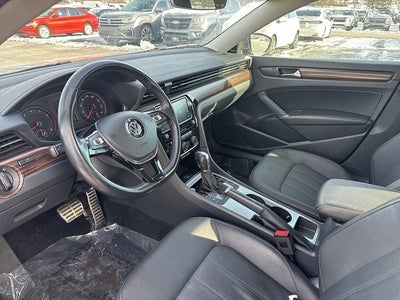 2020 Volkswagen Passat 2.0T SEL