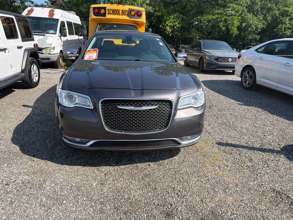2016 Chrysler 300 C
