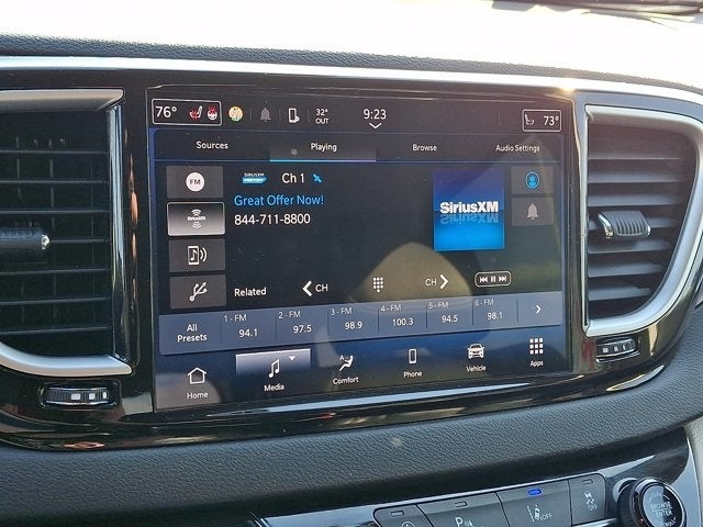 2023 Chrysler Pacifica Touring L