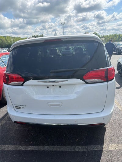 2018 Chrysler Pacifica Touring L Plus