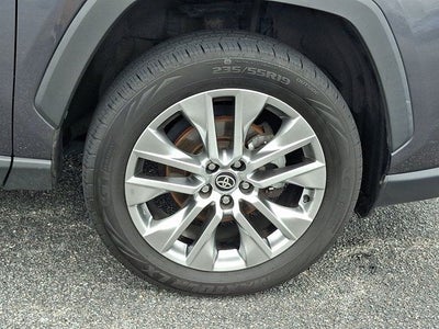 2023 Toyota RAV4 XLE Premium