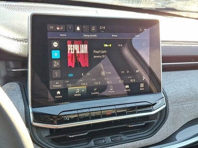 2023 Jeep Compass Latitude Lux