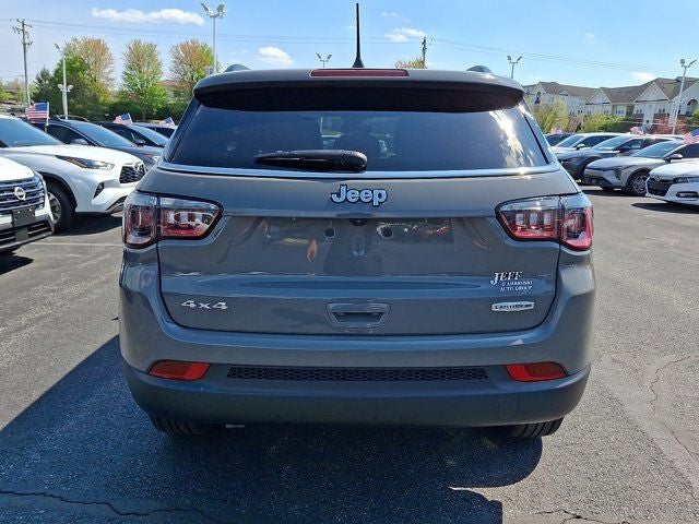2023 Jeep Compass Latitude Lux