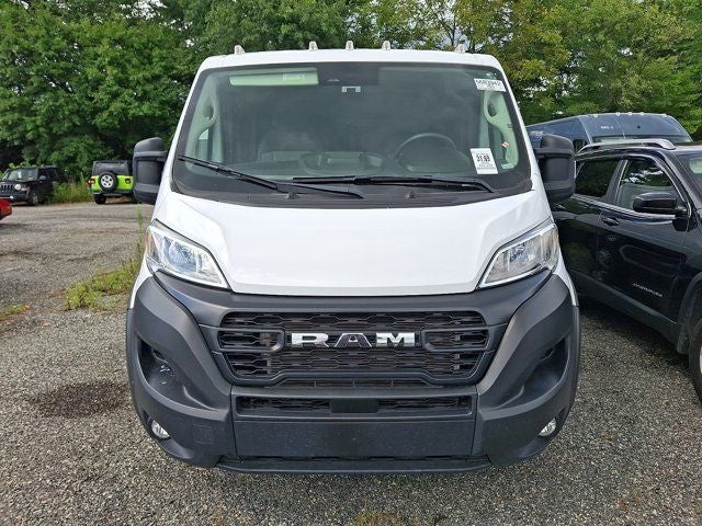 2025 RAM ProMaster 2500 Base 136 WB
