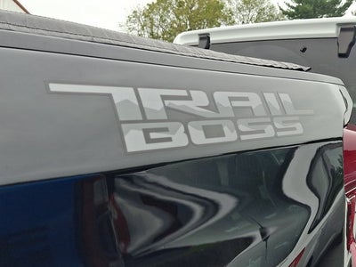 2022 Chevrolet Silverado 1500 Custom Trail Boss