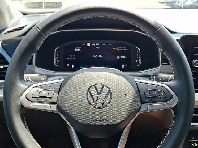 2025 Volkswagen Taos 1.5T SEL