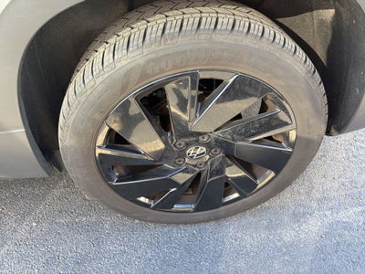 2024 Volkswagen Taos 1.5T SEL