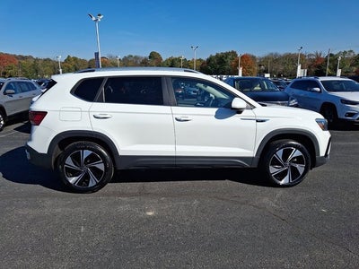 2024 Volkswagen Taos 1.5T SE
