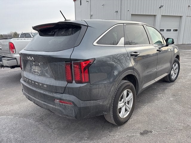 2022 Kia Sorento LX
