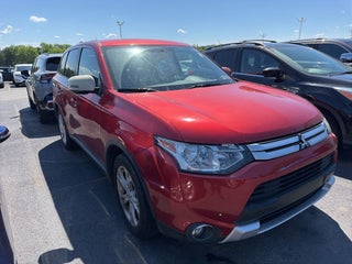 2015 Mitsubishi Outlander SE