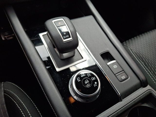 2022 Mitsubishi Outlander ES
