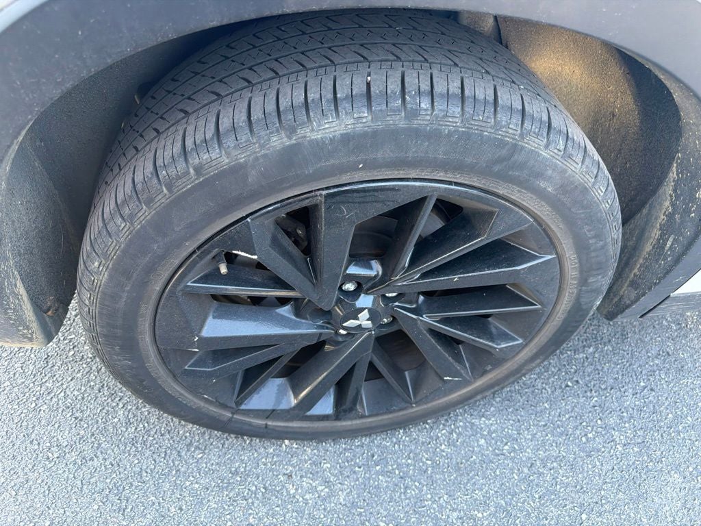 2022 Mitsubishi Outlander Black Edition