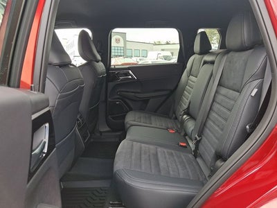2026 Mitsubishi Outlander SE