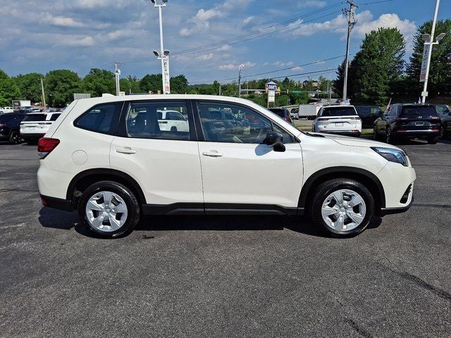 2023 Subaru Forester Base