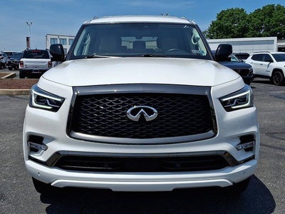 2023 INFINITI QX80 Premium Select