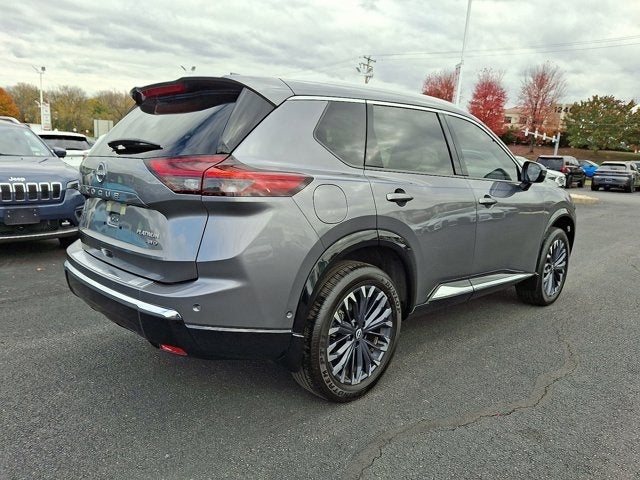 2025 Nissan Rogue Platinum