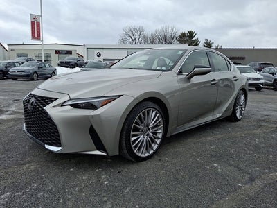 2023 Lexus IS 300
