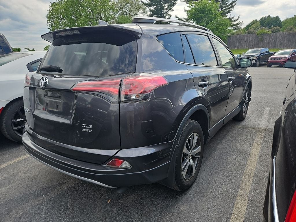 2018 Toyota RAV4 XLE